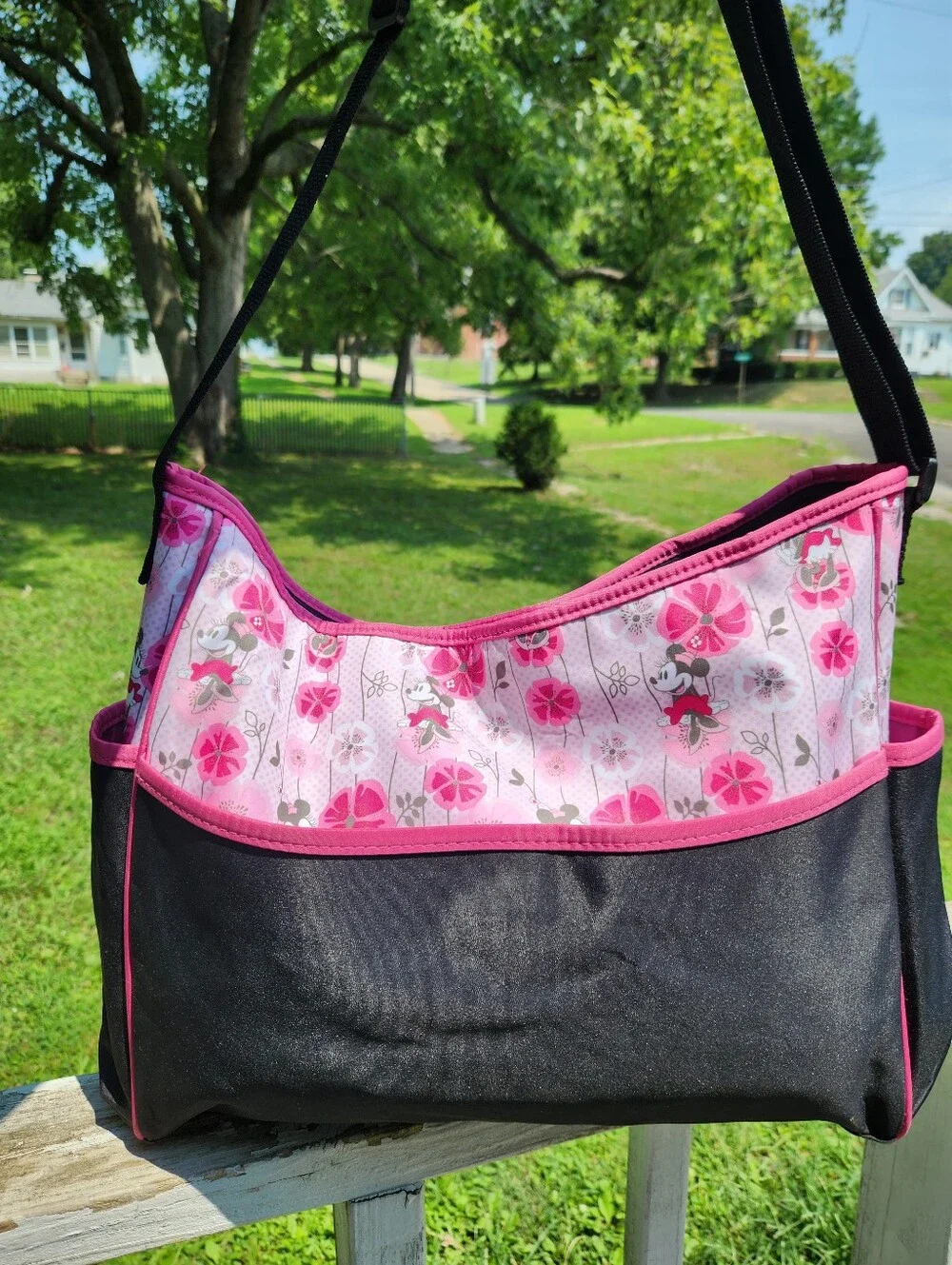 Disney Minnie Mouse multi-functional travel tote diaper bag Like New